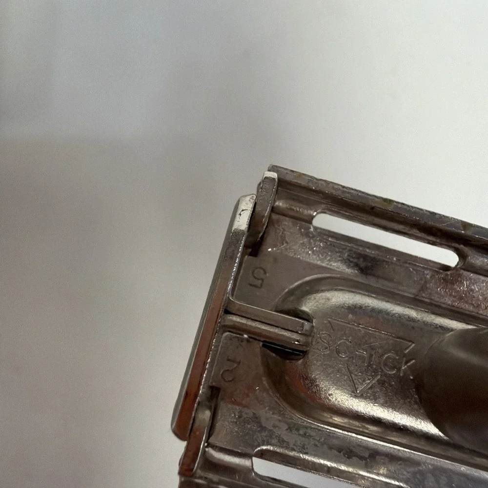 Rare 1965 Schick Krona TTO Safety Razor Set - Early Metal Tip‎ - Original Case